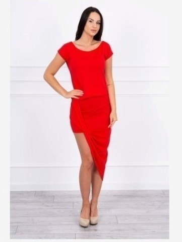 Asymetrické šaty červená